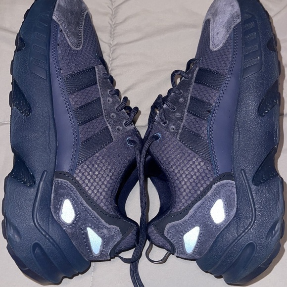 Brand new navy blue Adidas ZX22 BOOST - Picture 8 of 8